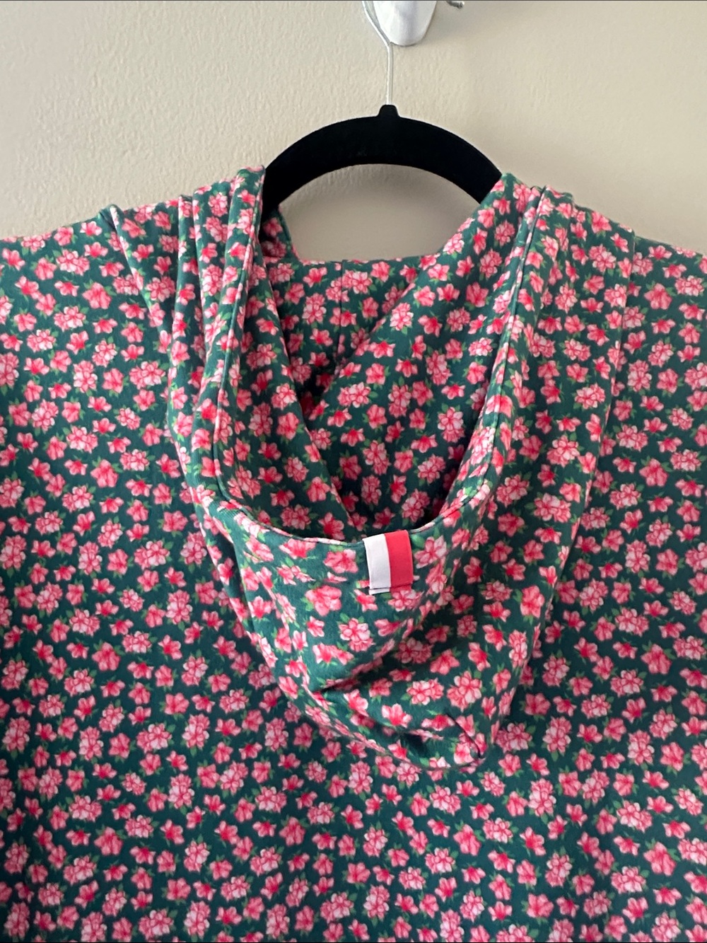 Rhoback Men’s The Azalea Hoodie Sz Medium Golf Activewear Floral Comfy Preppy - Picture 8 of 10